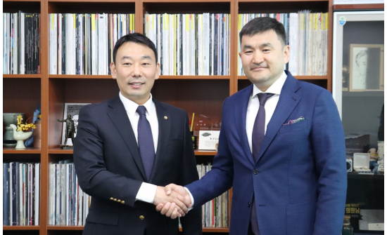 비자 발급에 발생하는 문제를 다시 제기하였다.